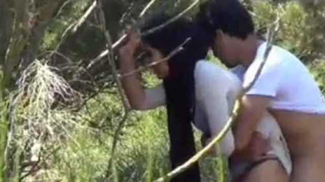 Video Bokep Viral Abg Indo Mesum Di Hutan