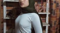 Cerita sex pelampiasan nafsu ibu kost yang kesepian